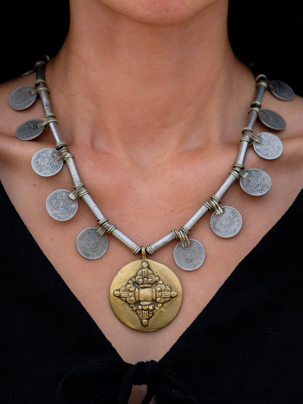 SAFAR NECKLACE